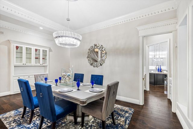 35 N Regent Oak, Spring, TX 77381