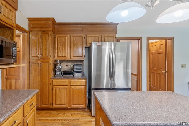 106 Zodiac Circle, Salina, NY 13090