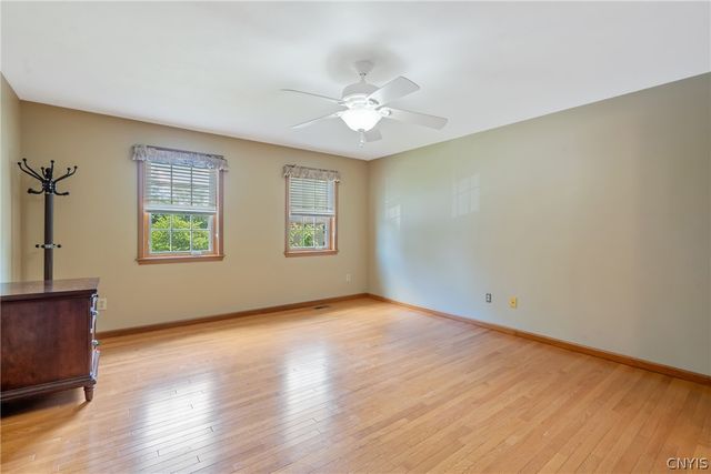106 Zodiac Circle, Salina, NY 13090
