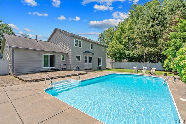 106 Zodiac Circle, Salina, NY 13090