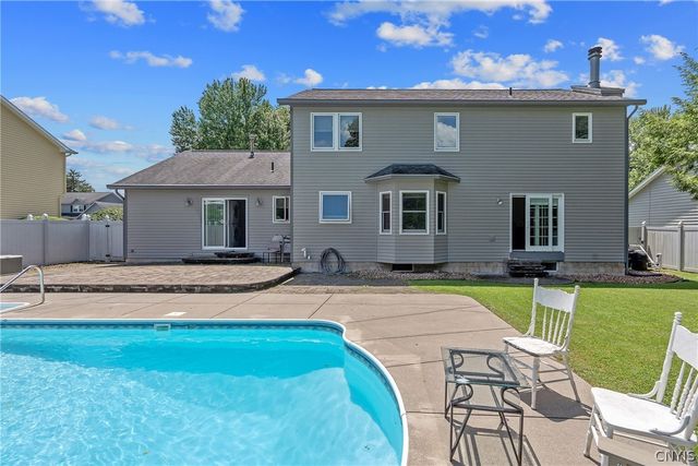 106 Zodiac Circle, Salina, NY 13090