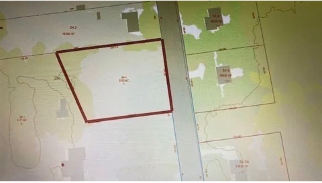 75 Lee St, East Longmeadow, MA 01028