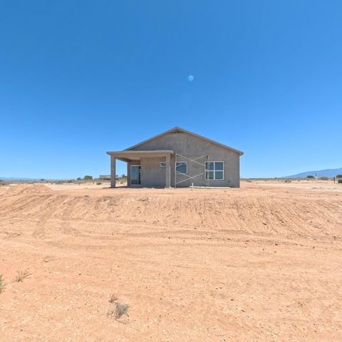 1311 Sea Road NE, Rio Rancho, NM 87144