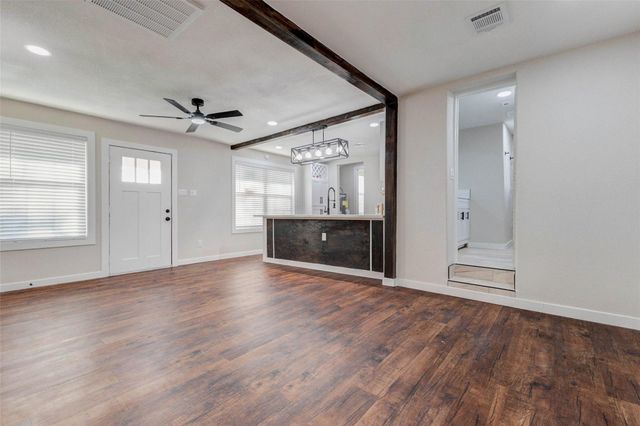 500 Shirley Street, Eagle Lake, TX 77434