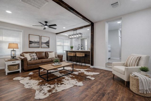 500 Shirley Street, Eagle Lake, TX 77434