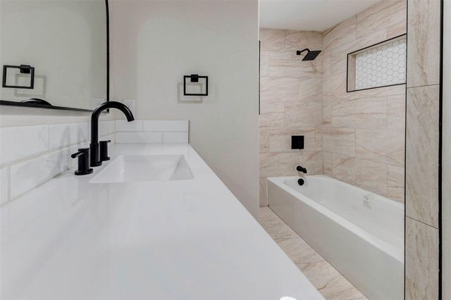 500 Shirley Street, Eagle Lake, TX 77434