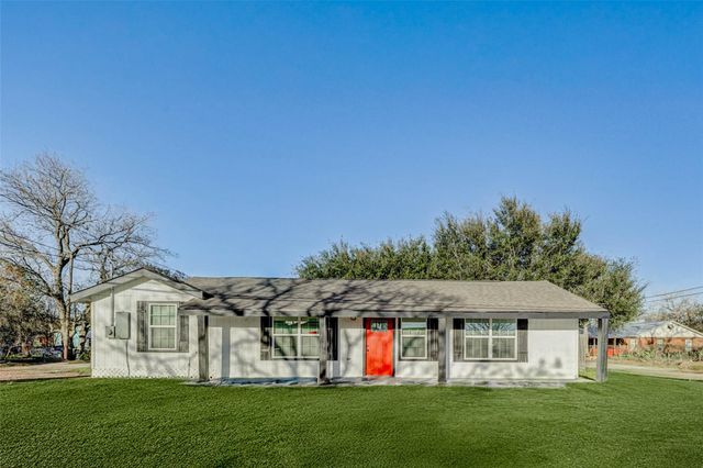500 Shirley Street, Eagle Lake, TX 77434