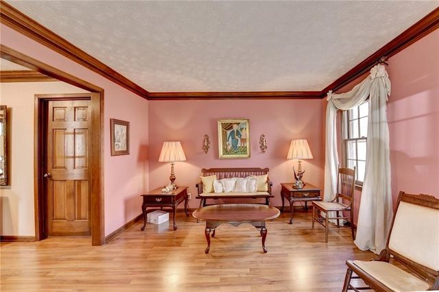 861 Maxie Ln, Lawrenceville, GA 30044