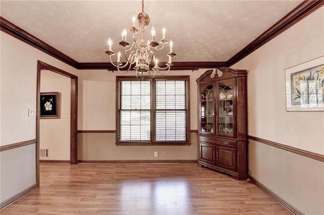 861 Maxie Ln, Lawrenceville, GA 30044