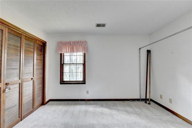 861 Maxie Ln, Lawrenceville, GA 30044