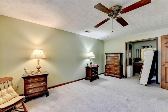 861 Maxie Ln, Lawrenceville, GA 30044