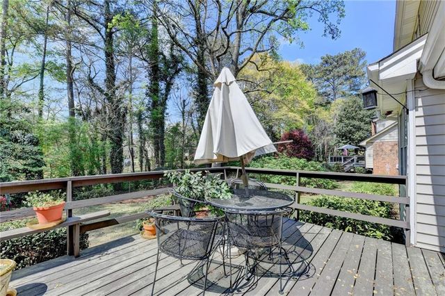 861 Maxie Ln, Lawrenceville, GA 30044