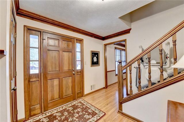 861 Maxie Ln, Lawrenceville, GA 30044