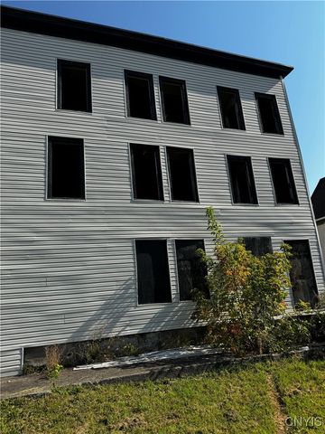 211 Kossuth Avenue, Utica, NY 13501