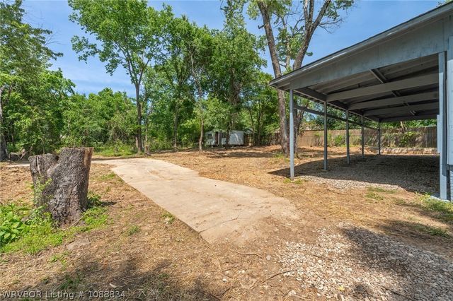 320 Maple Shade Road, Alma, AR 72921