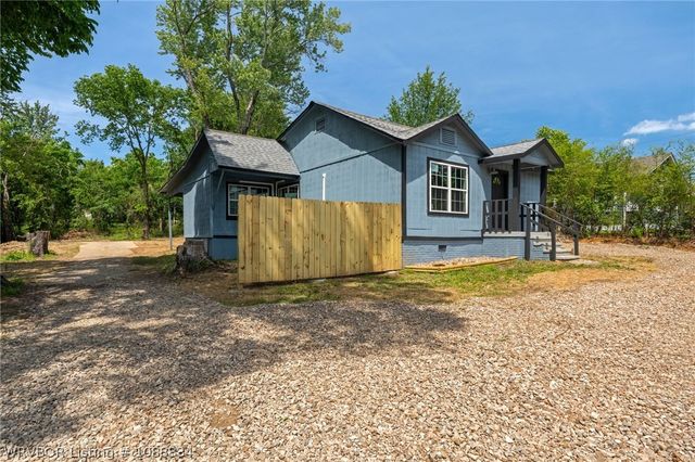 320 Maple Shade Road, Alma, AR 72921