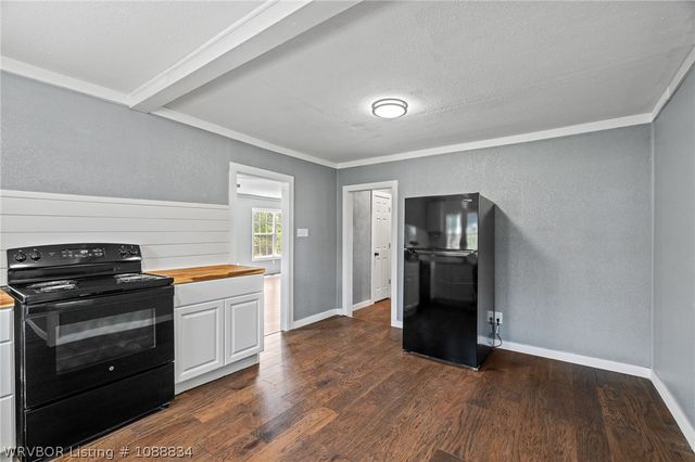 320 Maple Shade Road, Alma, AR 72921