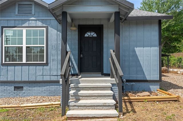 320 Maple Shade Road, Alma, AR 72921