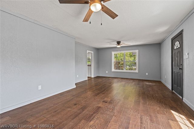 320 Maple Shade Road, Alma, AR 72921