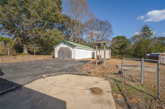 604 2nd Street NW, Gordo, AL 35466