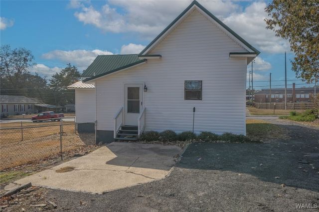 604 2nd Street NW, Gordo, AL 35466