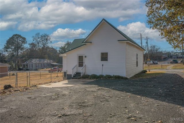 604 2nd Street NW, Gordo, AL 35466
