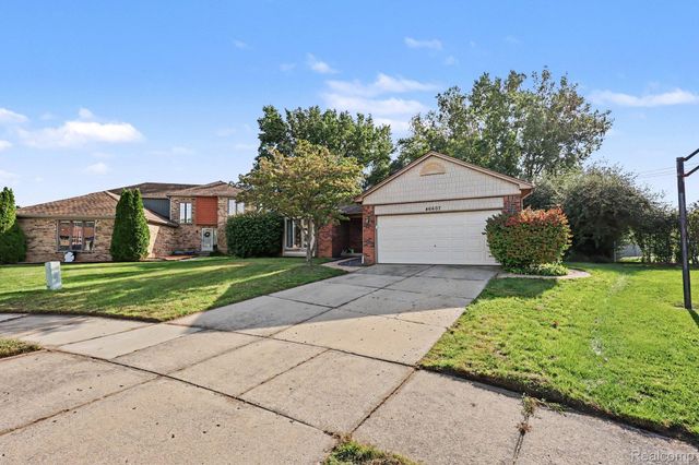 46607 Foxtail Court, Macomb Township, MI 48044
