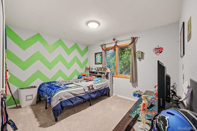 46607 Foxtail Court, Macomb Township, MI 48044