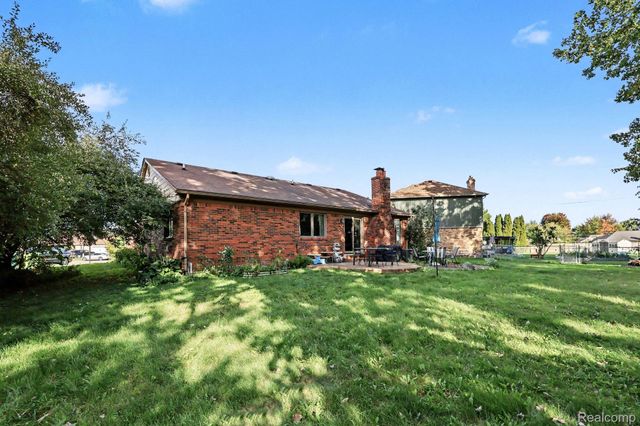 46607 Foxtail Court, Macomb Township, MI 48044