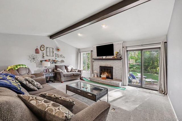 46607 Foxtail Court, Macomb Township, MI 48044