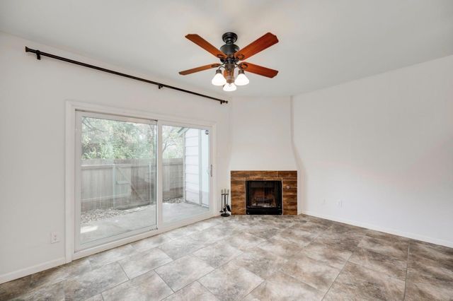 11821 Bittern HOLW 34, Austin, TX 78758