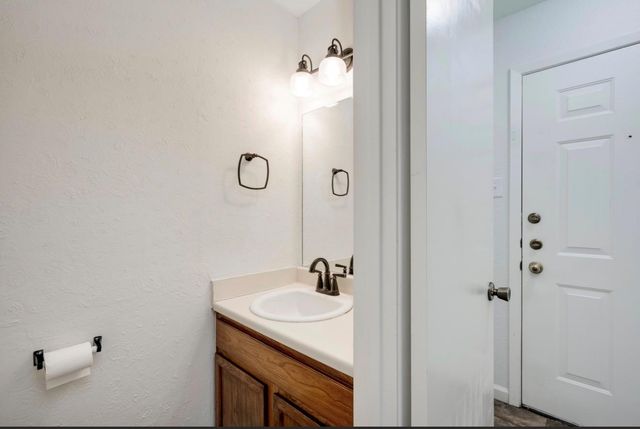 11821 Bittern HOLW 34, Austin, TX 78758