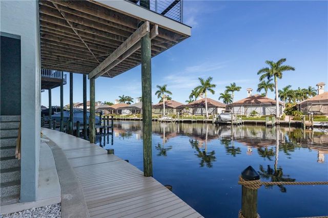 5874 Shell Cove DR, Cape Coral, FL 33914