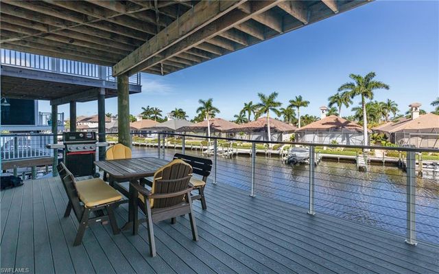 5874 Shell Cove DR, Cape Coral, FL 33914