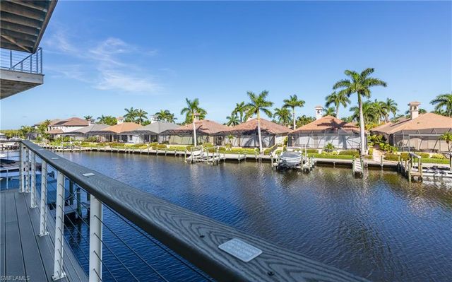 5874 Shell Cove DR, Cape Coral, FL 33914
