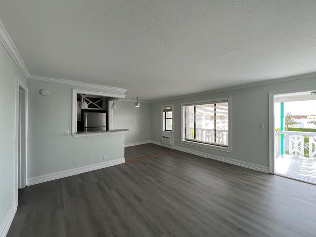 131 Shore Court C1, North Palm Beach, FL 33408