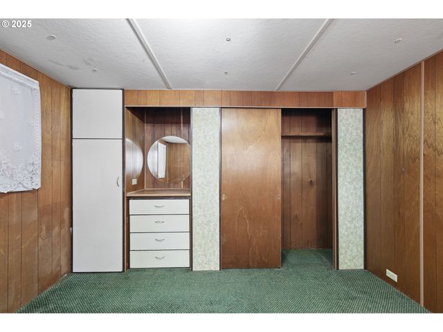 24977 STURTEVANT Dr, Veneta, OR 97487