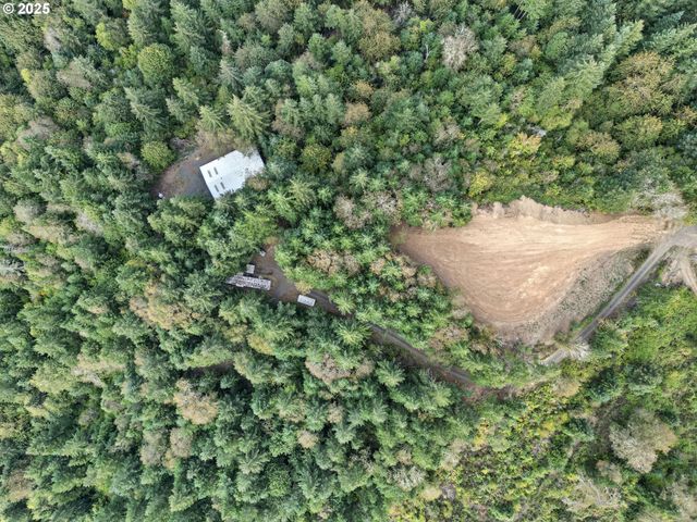 24977 STURTEVANT Dr, Veneta, OR 97487