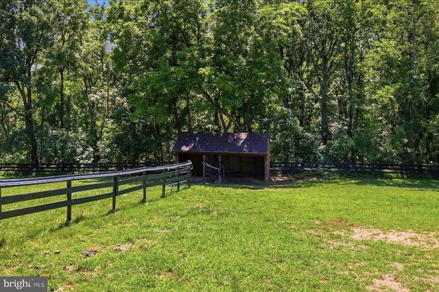 5221 MOUNTAIN VIEW DR, Broad Run, VA 20137