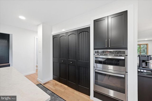 5221 MOUNTAIN VIEW DR, Broad Run, VA 20137