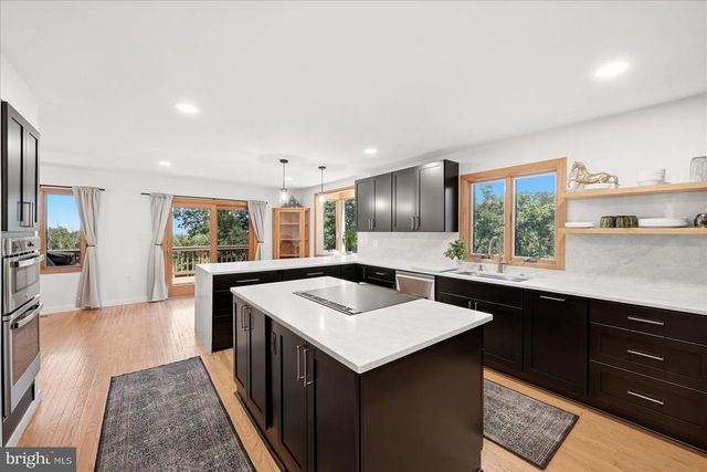 5221 MOUNTAIN VIEW DR, Broad Run, VA 20137