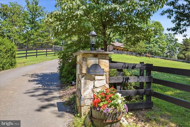 5221 MOUNTAIN VIEW DR, Broad Run, VA 20137