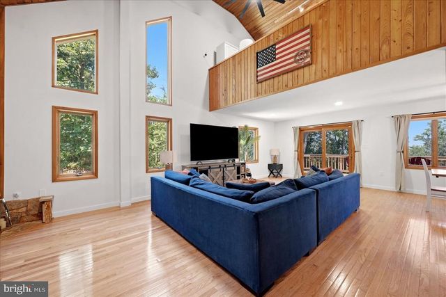 5221 MOUNTAIN VIEW DR, Broad Run, VA 20137