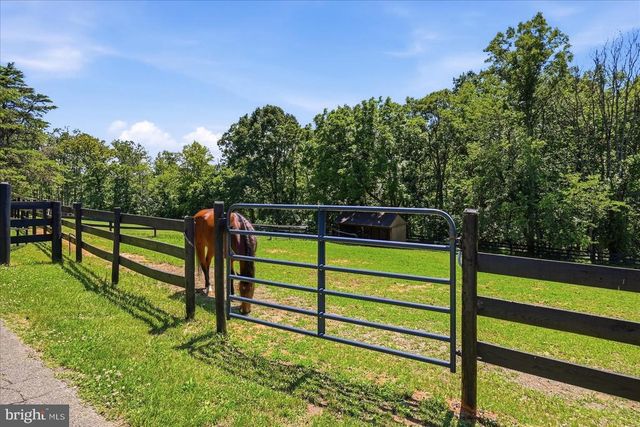 5221 MOUNTAIN VIEW DR, Broad Run, VA 20137