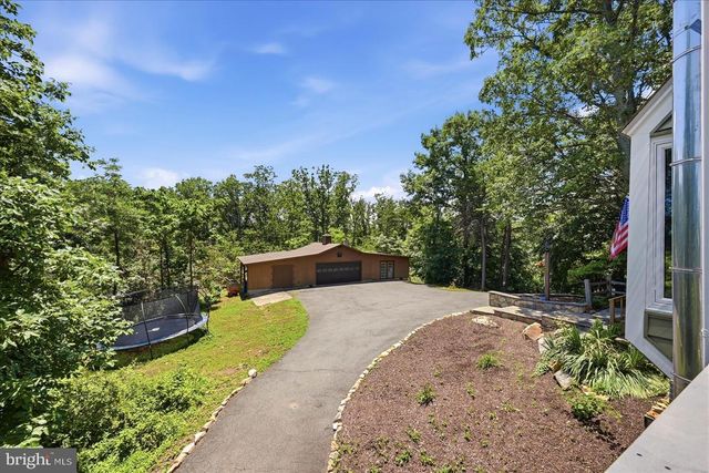 5221 MOUNTAIN VIEW DR, Broad Run, VA 20137