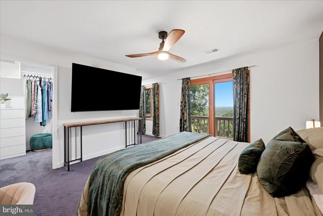 5221 MOUNTAIN VIEW DR, Broad Run, VA 20137