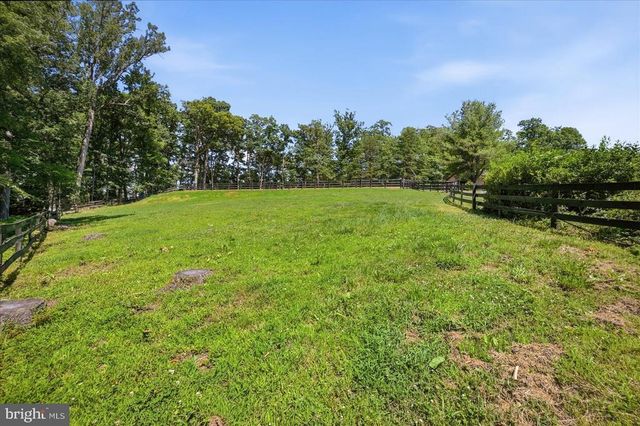 5221 MOUNTAIN VIEW DR, Broad Run, VA 20137