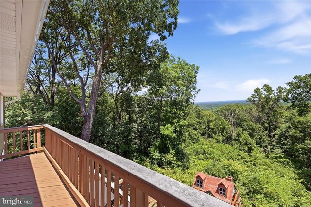 5221 MOUNTAIN VIEW DR, Broad Run, VA 20137