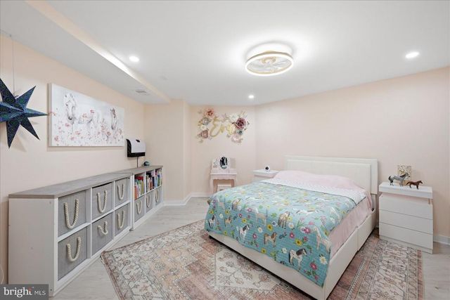 5221 MOUNTAIN VIEW DR, Broad Run, VA 20137
