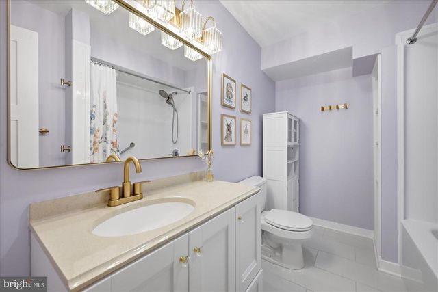 5221 MOUNTAIN VIEW DR, Broad Run, VA 20137